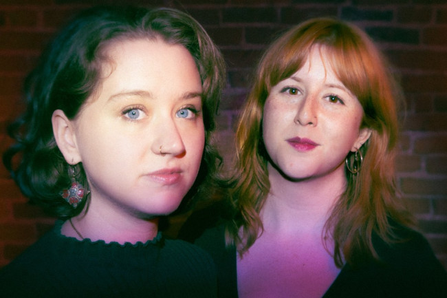 sara-et-rebecca_1200x800.jpg